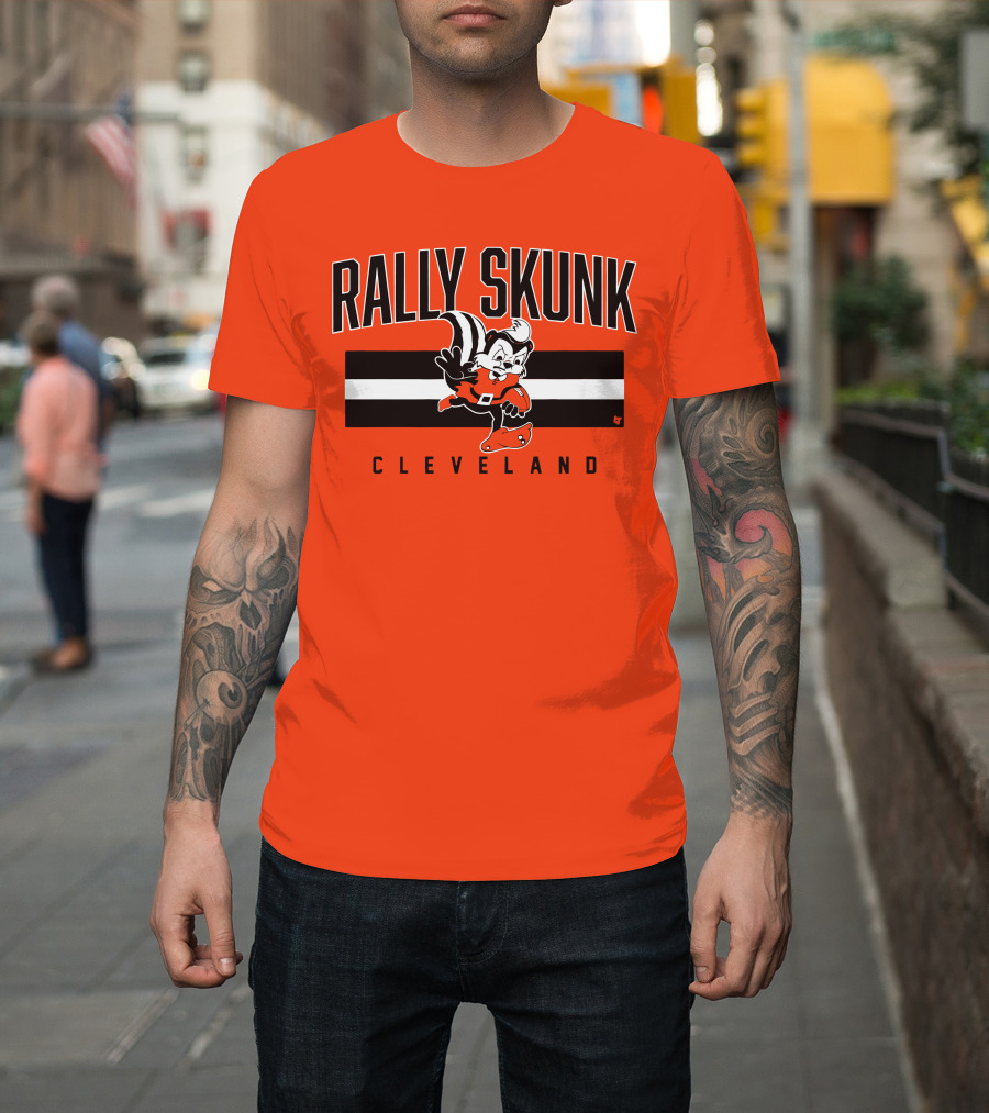 Cleveland Rally Skunk Football Character Sporting Orange Helmets T-Shirt