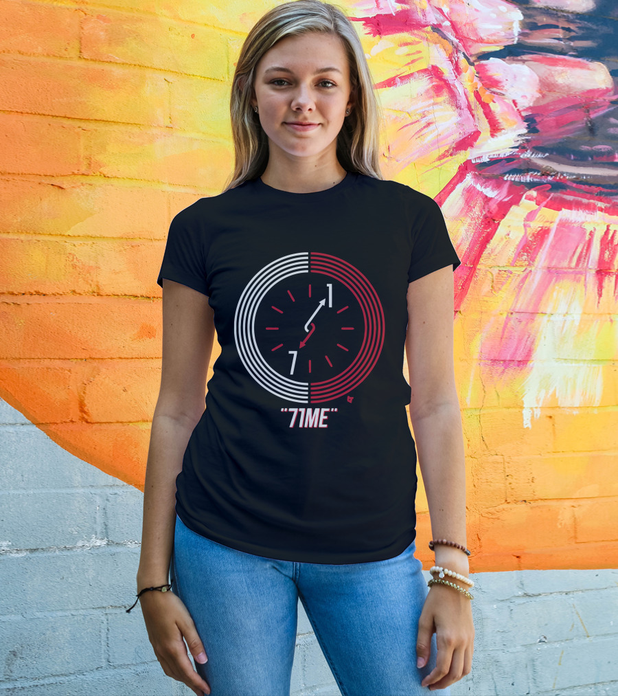 71ME Clock Countdown Red And White Dial T-Shirt