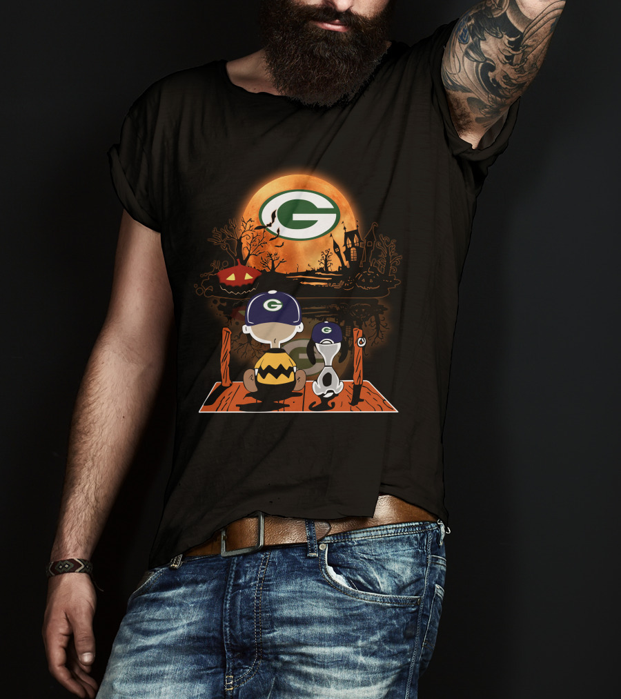 Charlie Brown And Snoopy Halloween Scene With Green Bay Packers T-Shirt