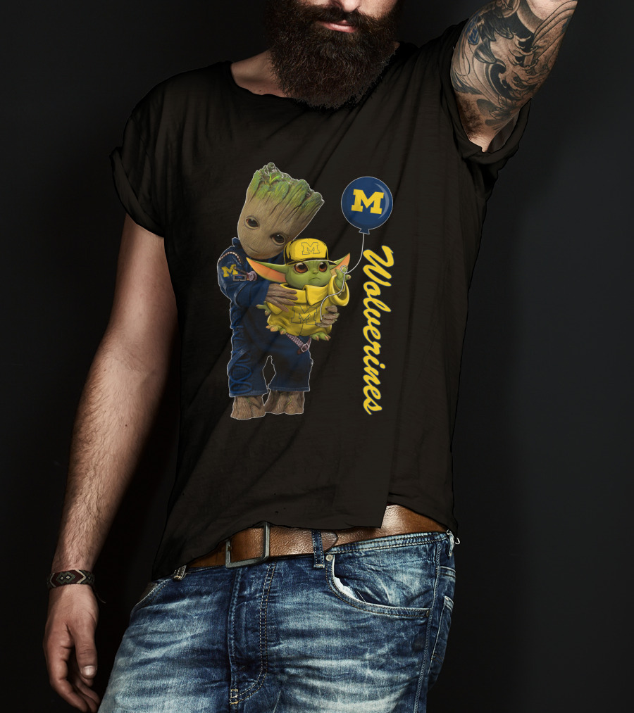 G&Y-Michigan Wolverines M Balloon Hug T-Shirt