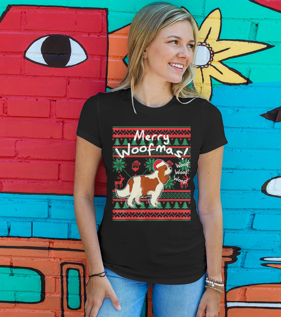 Merry Woofmas Cavalier King Charles Spaniel Festive Santa Hat Woof Woof Holiday T-Shirt
