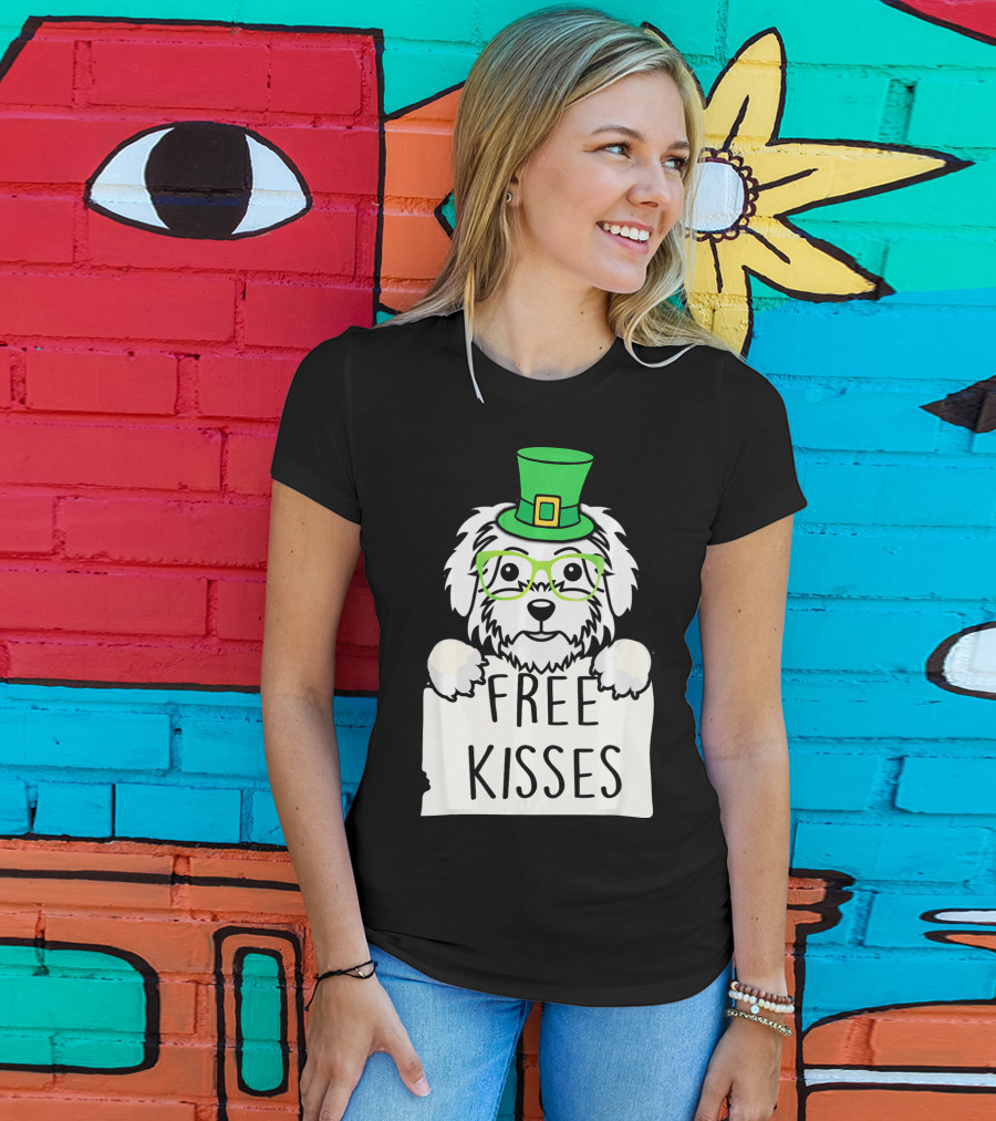 Free Kisses Maltese Dog With Green Leprechaun Hat St Patricks T-Shirt