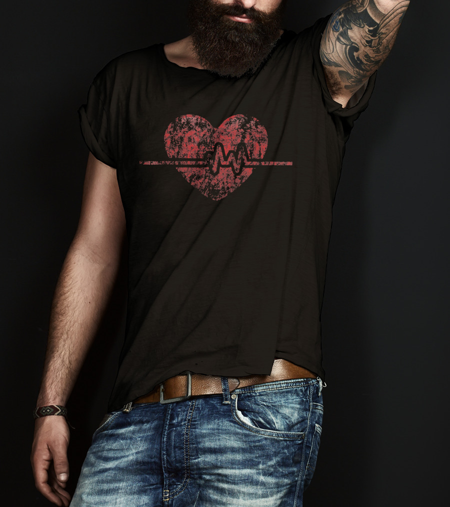 Big Heart EKG Vintage Distressed Valenti Red Heartbeat T-Shirt