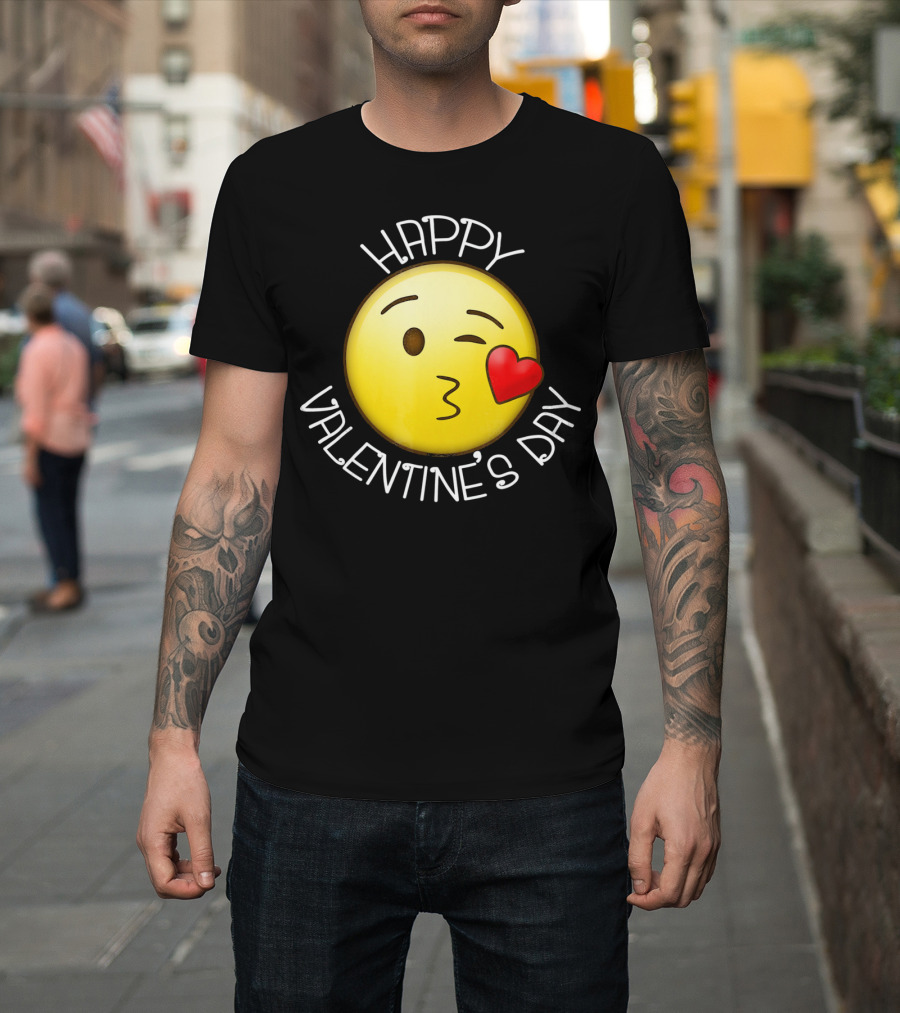 Happy Valentine's Day Cute Blow Kiss Heart Emoji Wink T-Shirt