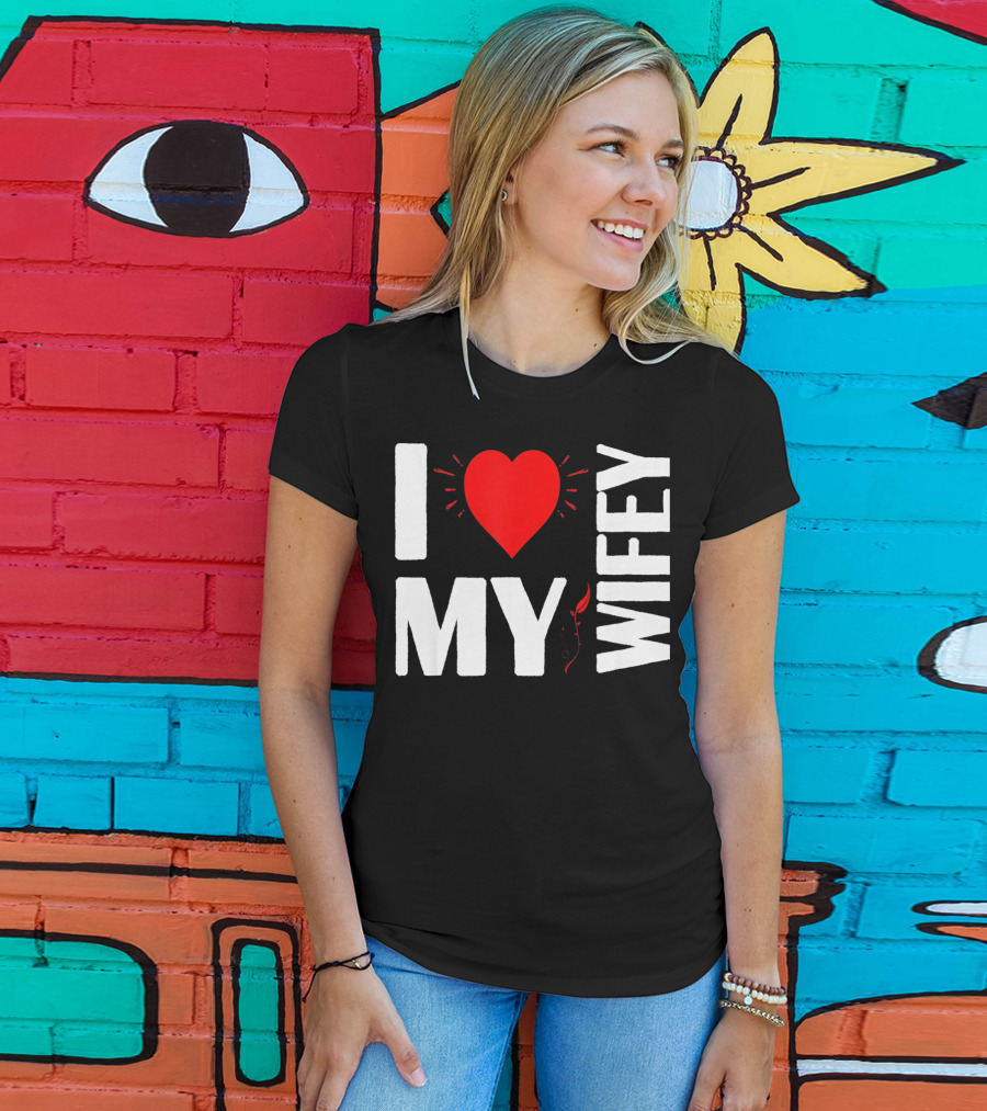 I Love My Wifey Heart Valentine's Day T-Shirt