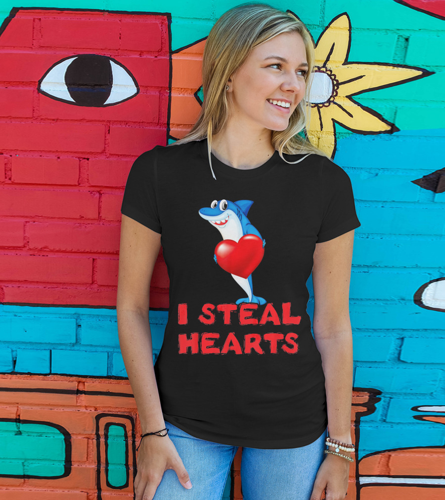 I Steal Hearts Shark Funny Valentines Day T-Shirt