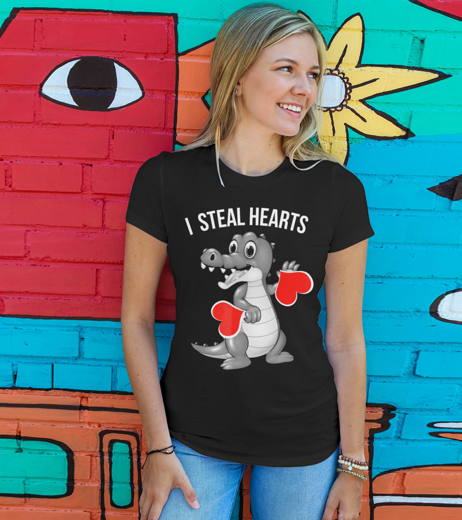 Kids Valentines Day I Steal Hearts Crocodile Holding Red Hearts T-Shirt