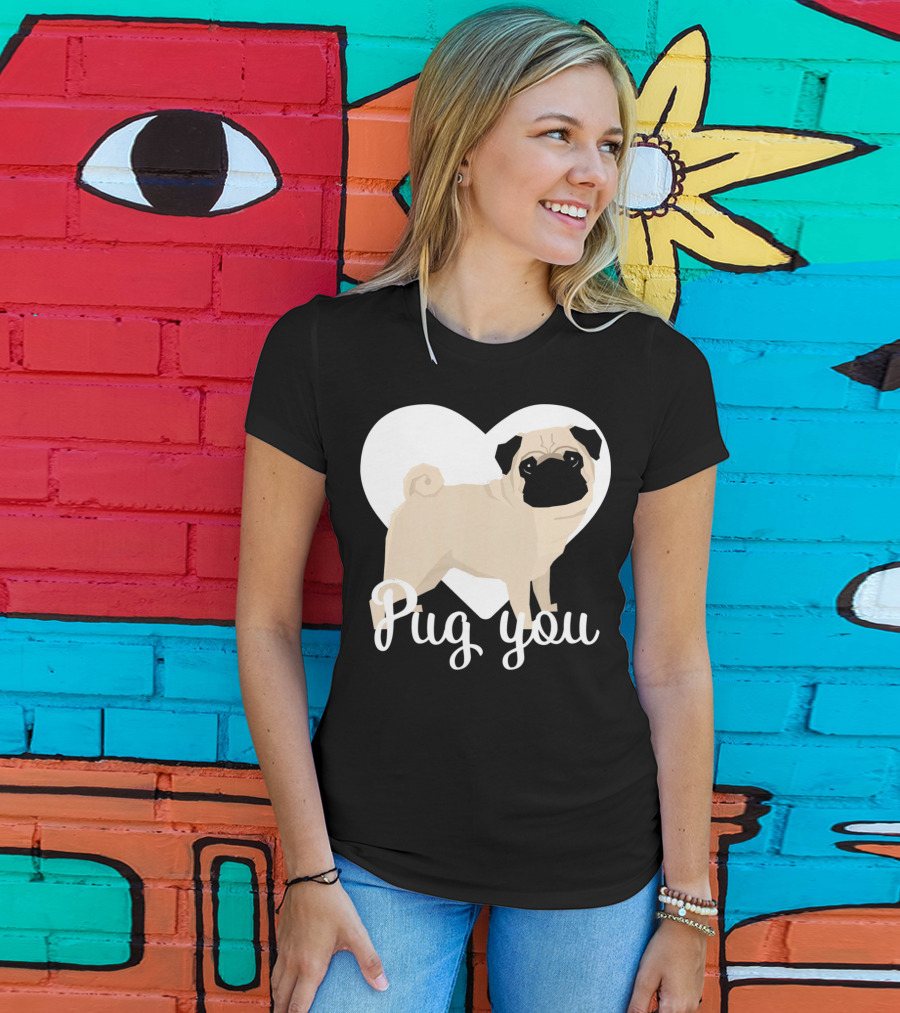 Pug You Heart Background T-Shirt