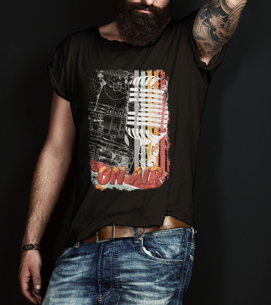Retro Vintage Microphone On Air Broadcast Stripes T-Shirt
