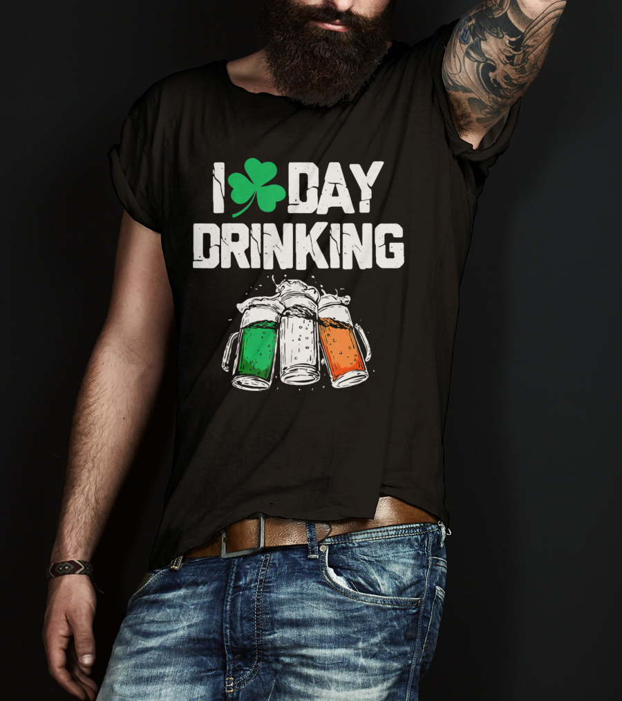 I Love Day Drinking Lucky Shamrock And Irish Flag Beer Mugs T-Shirt