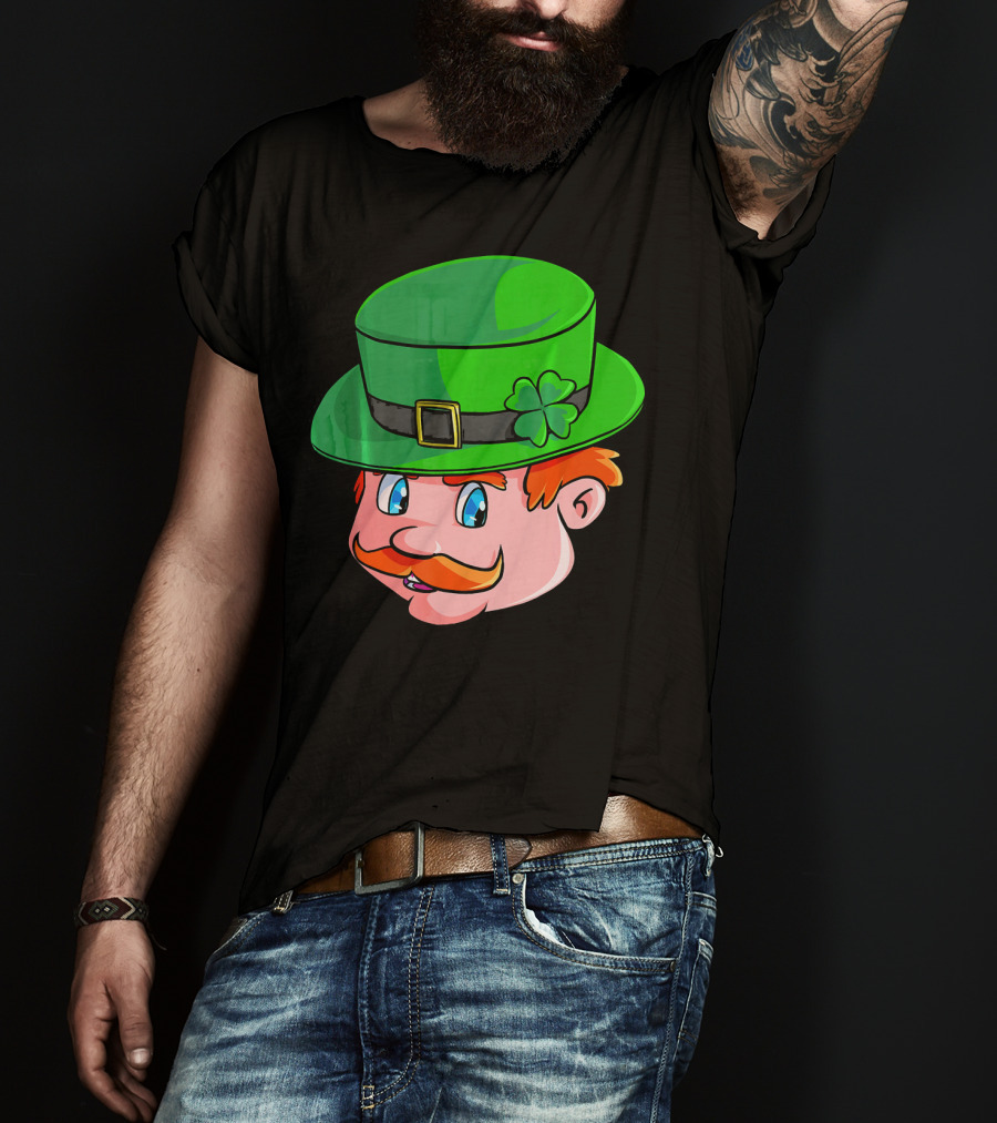 Leprechaun Face With Green Hat And Shamrock T-Shirt