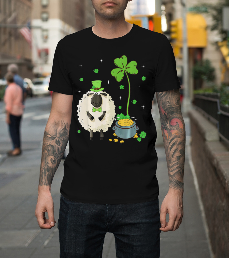 Shamrock Leprechaun Sheep With Pot Of Gold And Clover For St Patricks Day T-Shirt