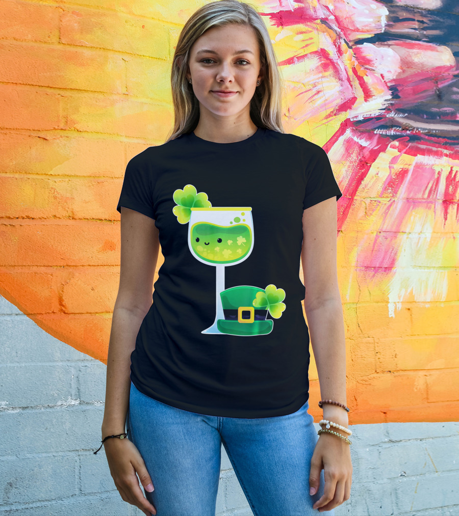 Saint Patrick's Day Green Shamrock Wine Glass With Leprechaun Hat T-Shirt