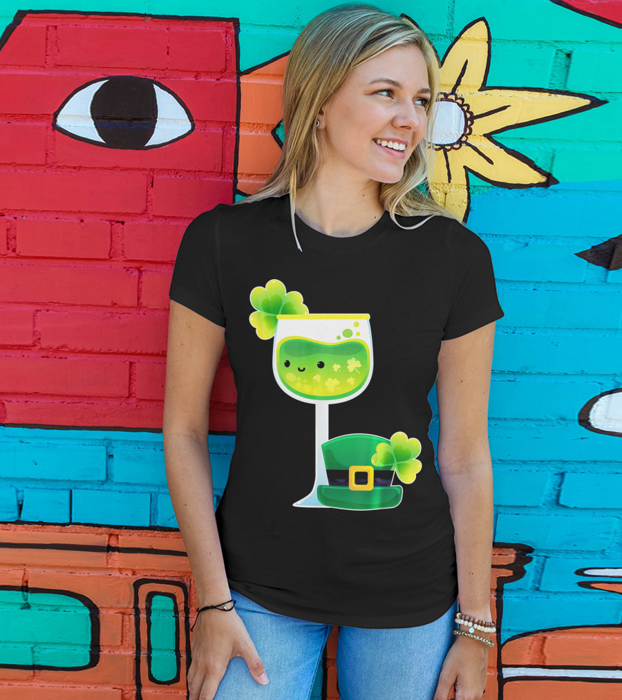 Saint Patrick's Day Green Shamrock Wine Glass With Leprechaun Hat T-Shirt