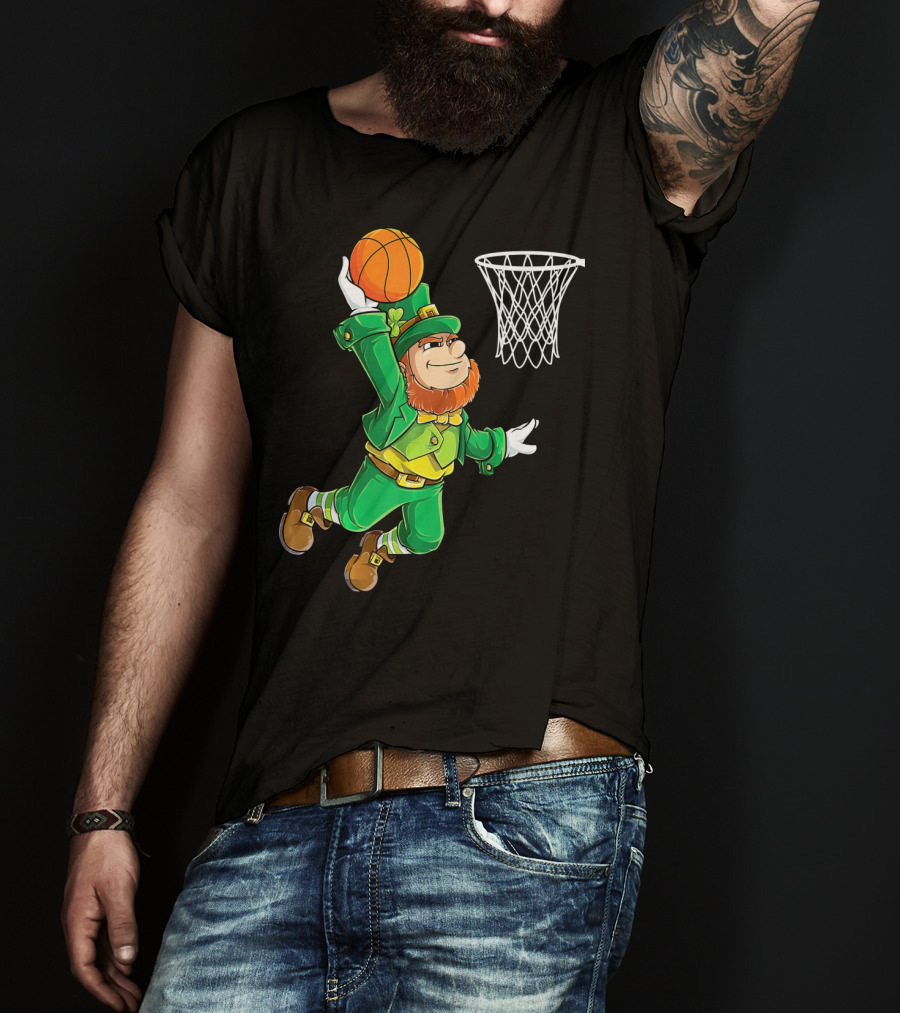 Leprechaun Basketball Dunk St Patrick's Day T-Shirt
