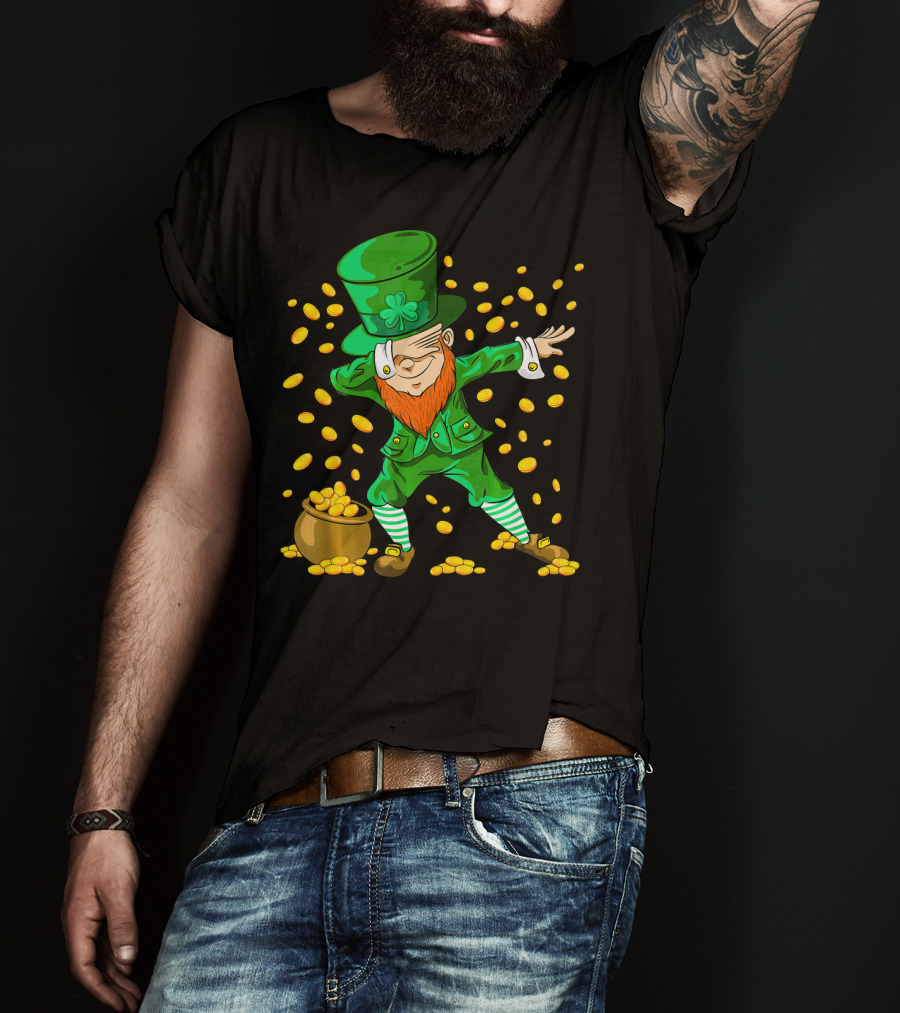 Dabbing Leprechaun With Gold Coins For St Patrick's Day T-Shirt