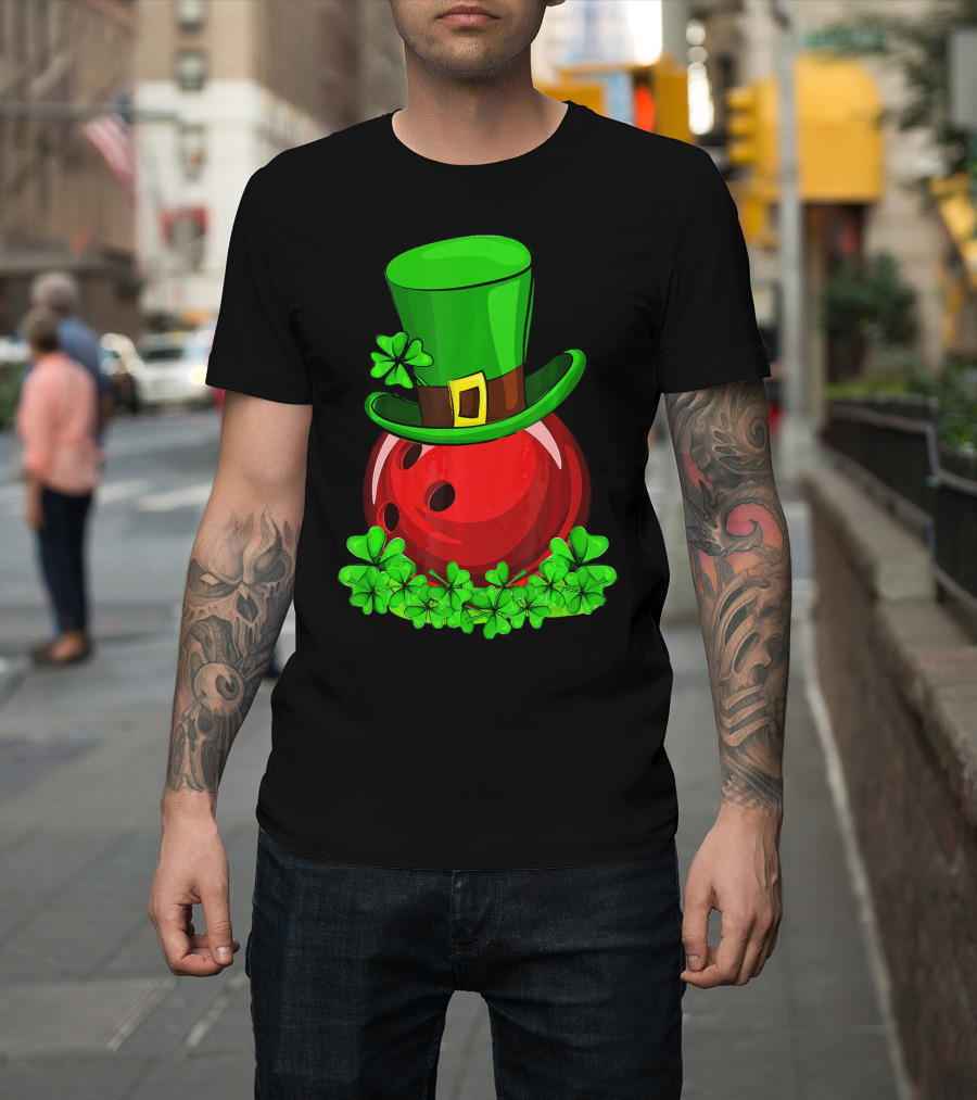 Leprechaun Hat Bowling Shamrock St Patrick's Day T-Shirt