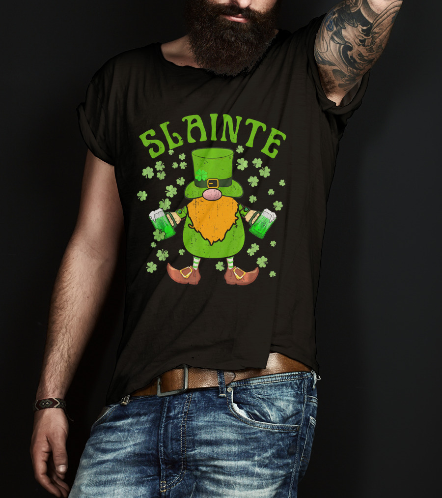 SLAINTE Cute Irish Leprechaun Gnome Green Beer T-Shirt