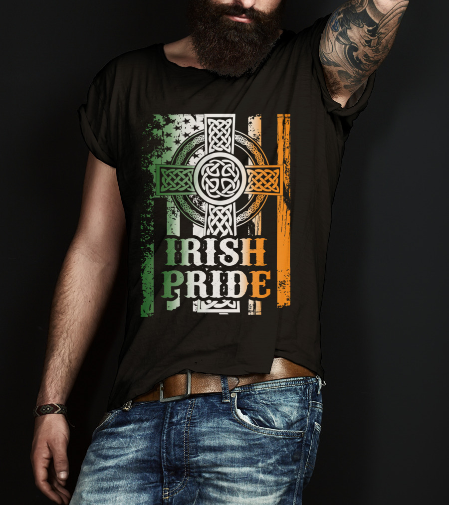 Irish Pride Celtic Cross St Patricks Day Flag Elements T-Shirt