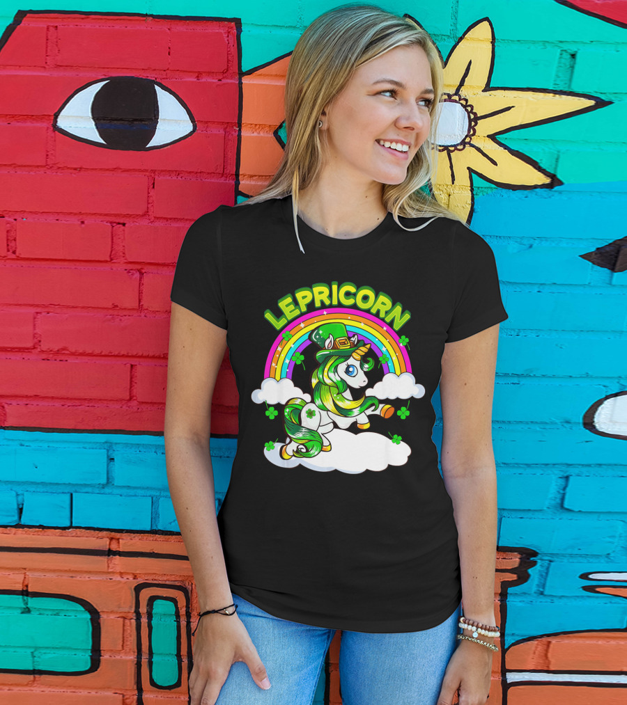 LEPRICORN St Patricks Day Girls Unicorn Iris Rainbow Clover T-Shirt
