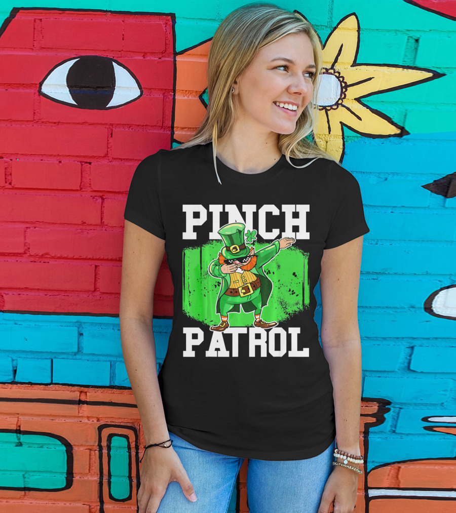 Pinch Patrol St Patrick Dabbing Leprechaun T-Shirt