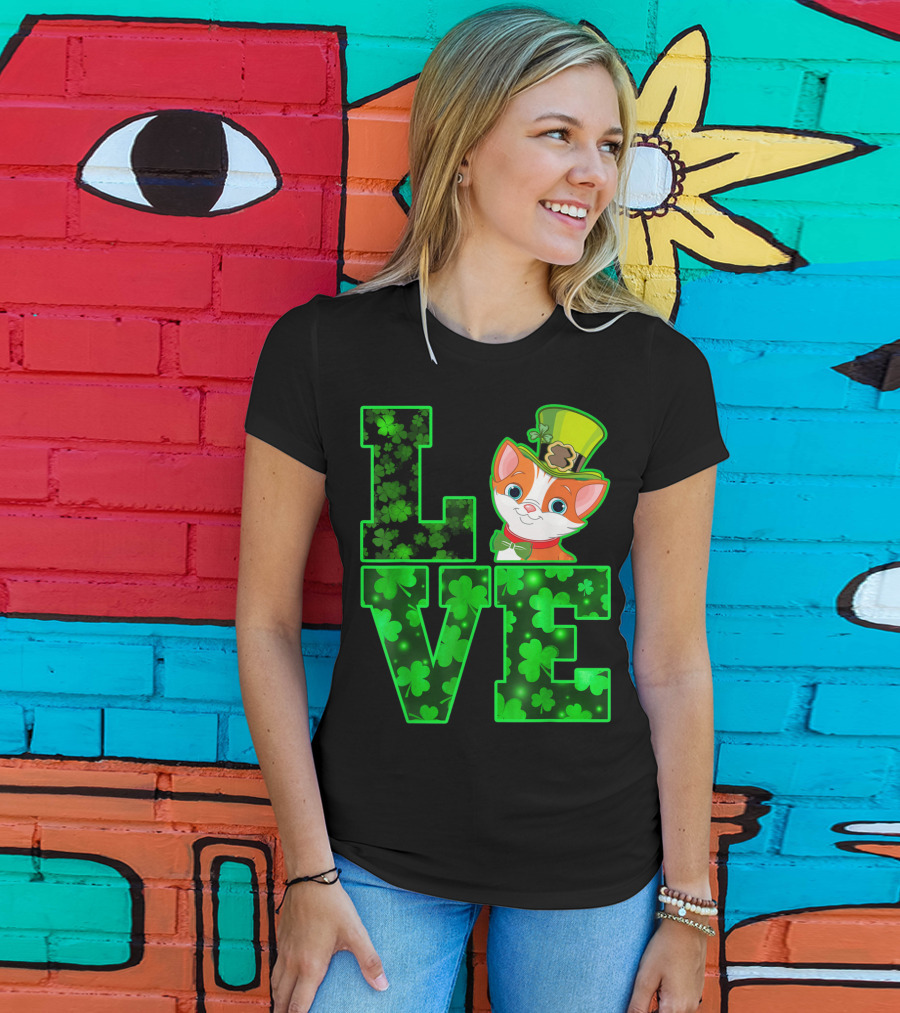 LOVE CAT Shamrock Leprechaun Hat Bow Tie T-Shirt