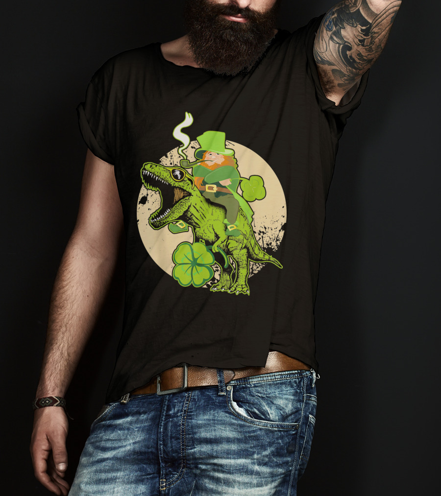 St Patricks Day Leprechaun Riding Dinosaur With Shamrocks T-Shirt
