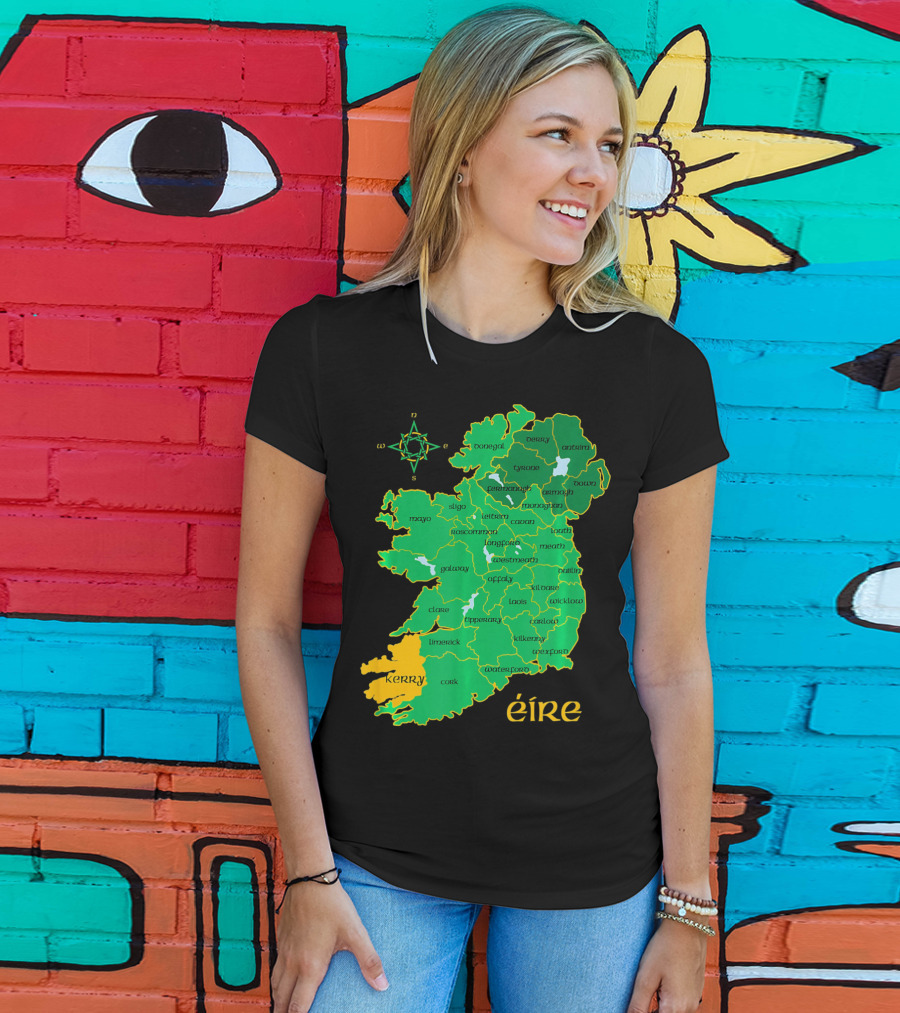 Kerry Ireland Éire Irish County Map Éire With Compass Rose T-Shirt