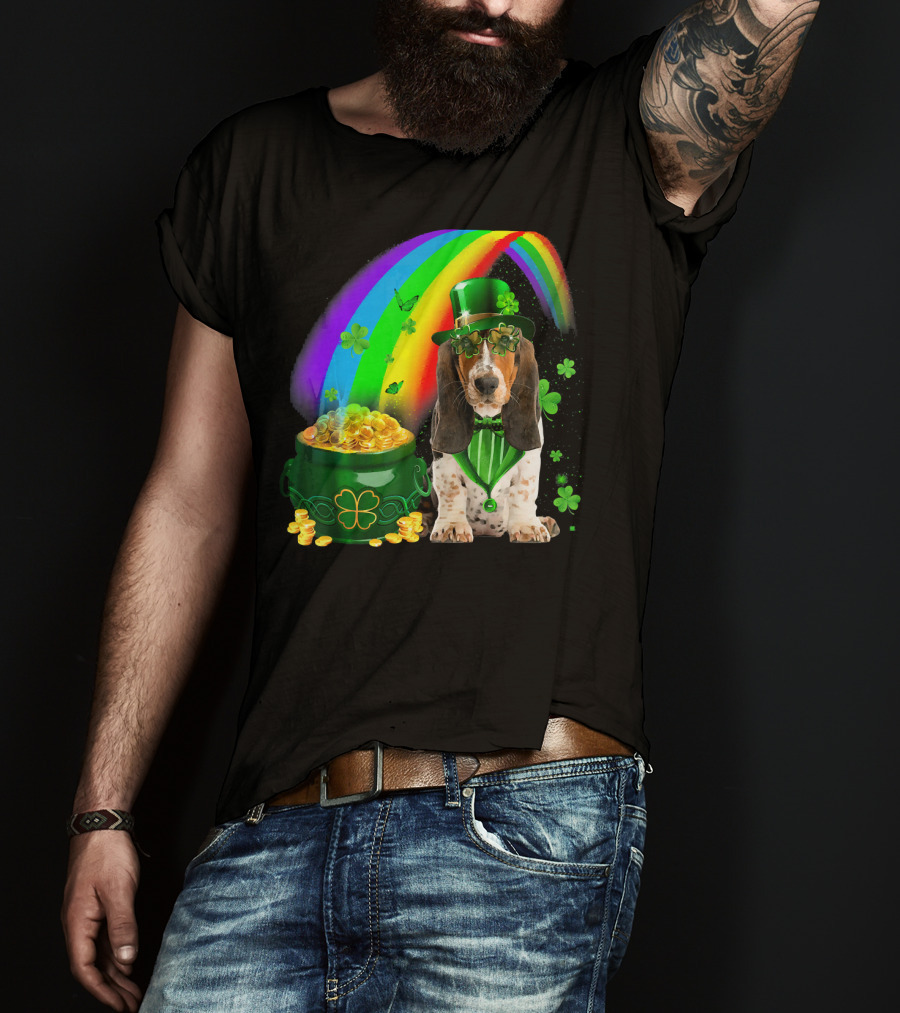 Basset Hound With Leprechaun Hat Rainbow And Pot Of Gold T-Shirt