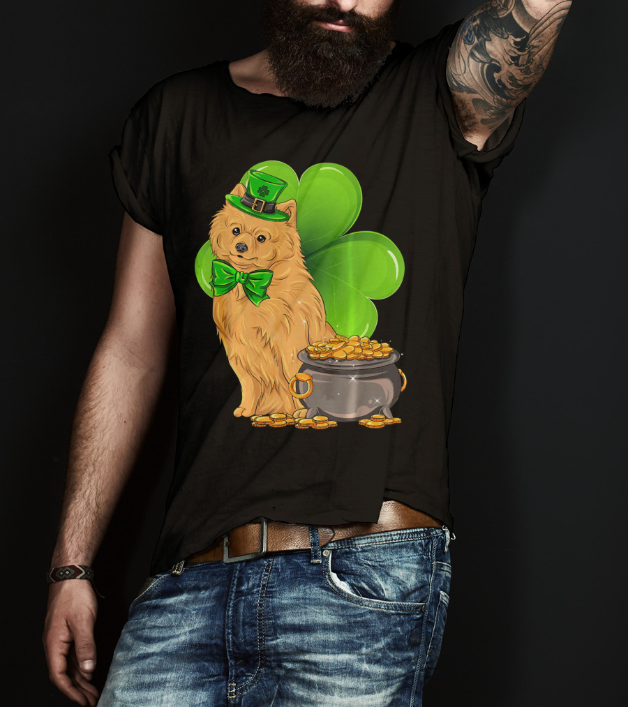 Pomeranian St Patricks Day Leprechaun Dog With Pot Of Gold And Clover T-Shirt