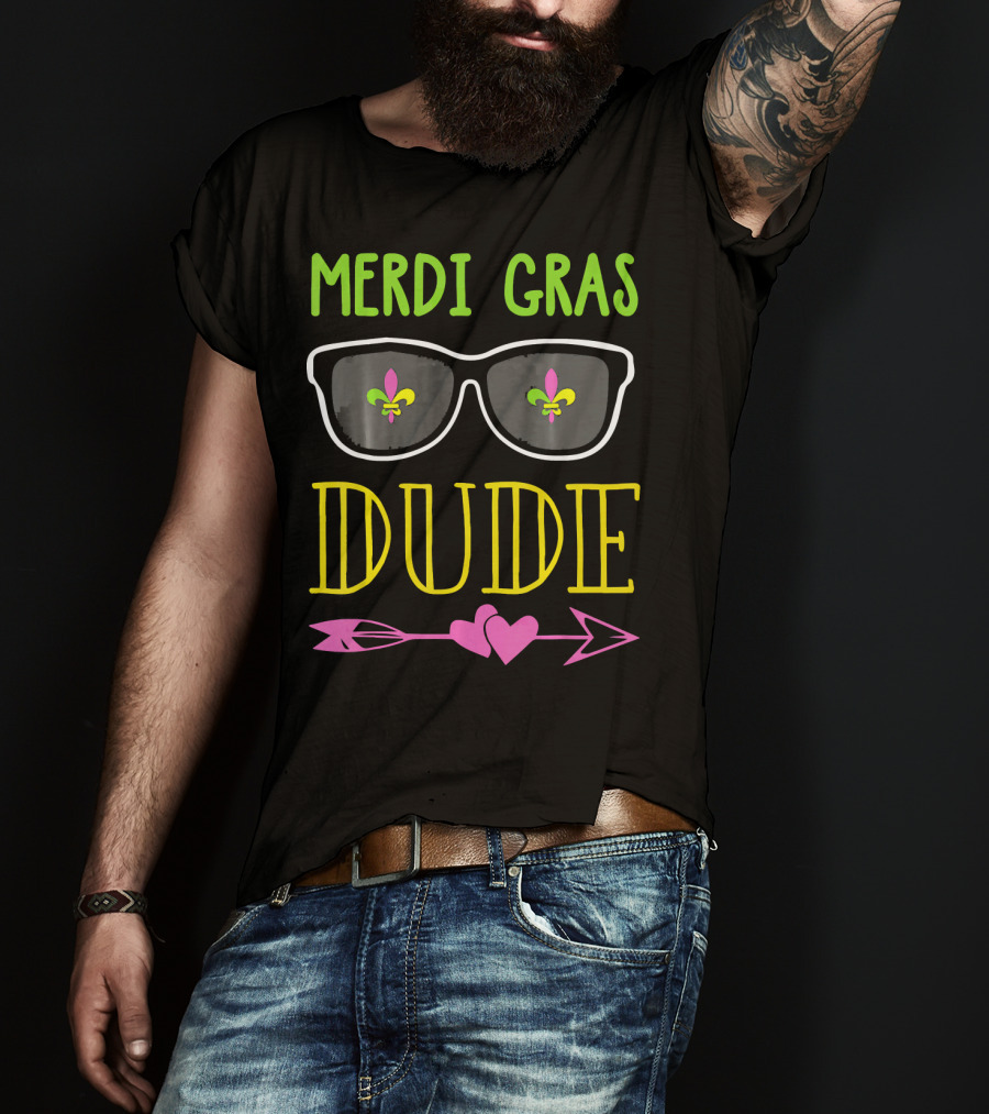 Mardi Gras Dude New Orleans Glasses Fleur De Lis Hearts Arrow T-Shirt