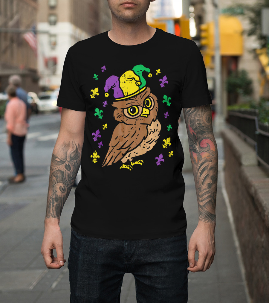 Jester Owl Mardi Gras Bird Animal Lover T-Shirt