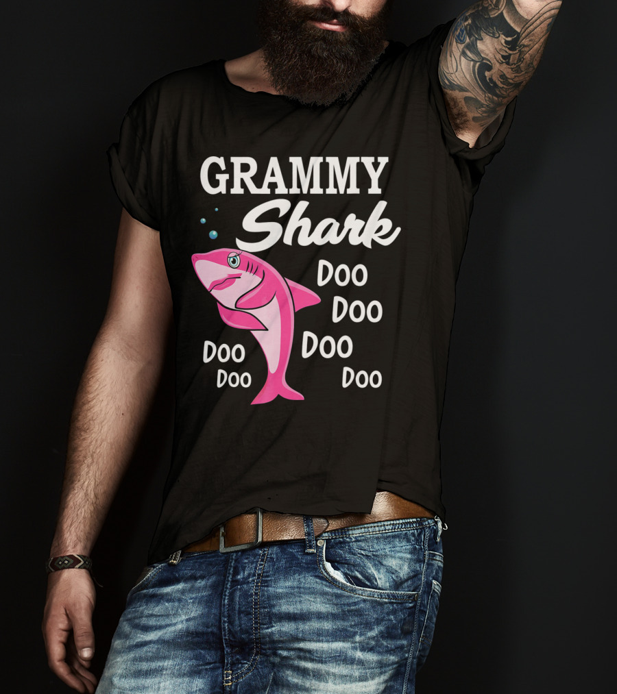 Grammy Shark Doo Doo Doo Grandma Hall T-Shirt