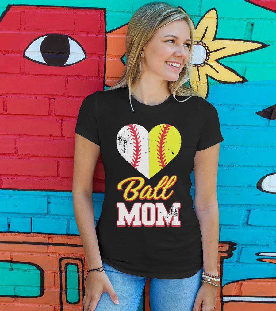 Funny Softball Mom Ball Mom Heart T-Shirt