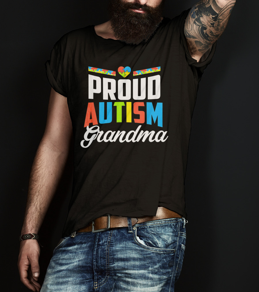 Proud Autism Grandma Puzzle Heart Awareness Support T-Shirt