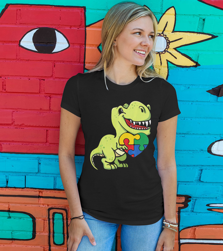 Autism Awareness Day Dinosaur T-Rex Holding Puzzle Heart T-Shirt