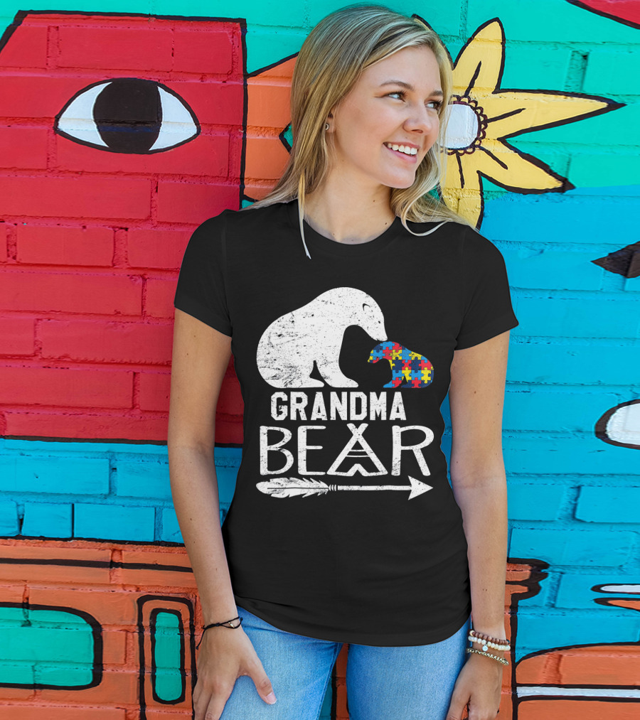 Grandma Bear Autism Awareness Puzzle Piece Arrow T-Shirt