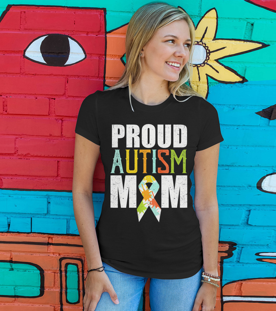 Proud Autism Mom Colorful Awareness T-Shirt
