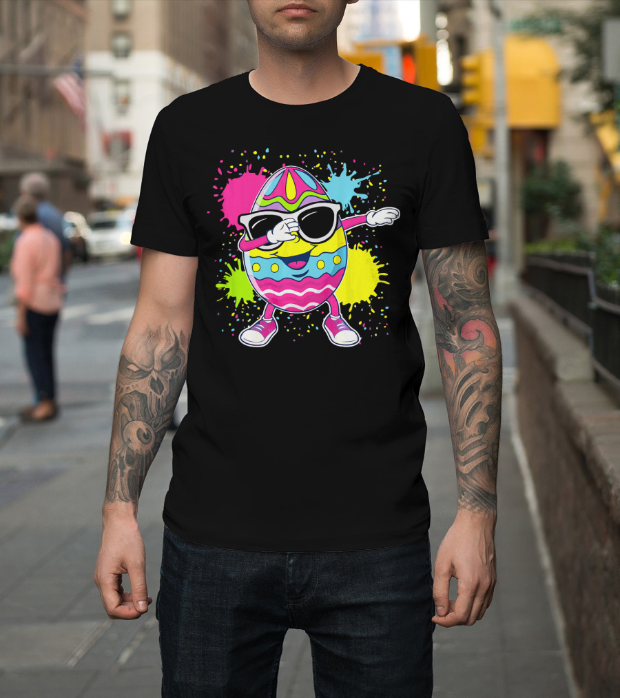 Cute Easter Egg Dabbing With Glasses Colorful Splatter T-Shirt