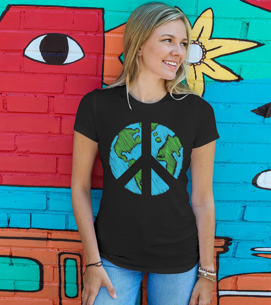 Retro Vintage Peace On Earth Day World Map T-Shirt