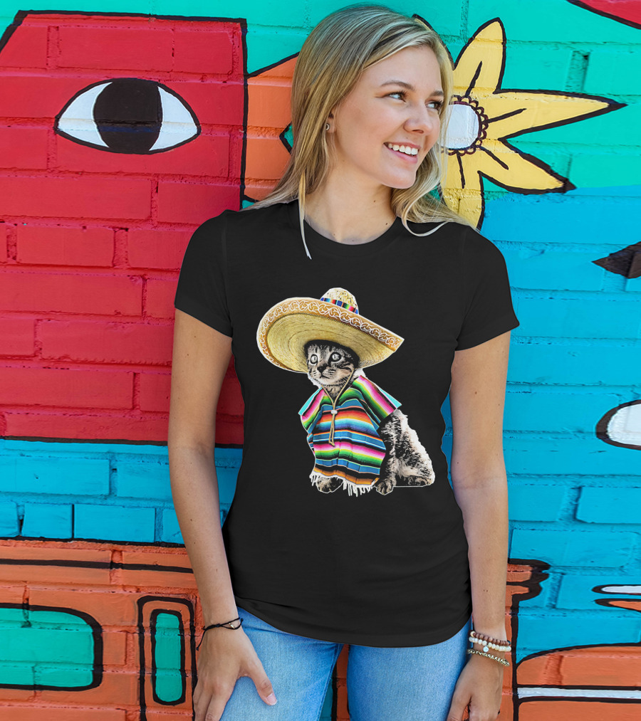 Cinco De Mayo Cat Sombrero Funny Fiesta Kitten T-Shirt