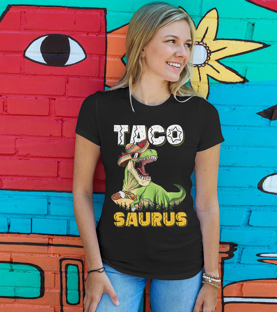 Taco Tacosaurus Cinco Dinosaur In Sombrero With Taco T-Shirt