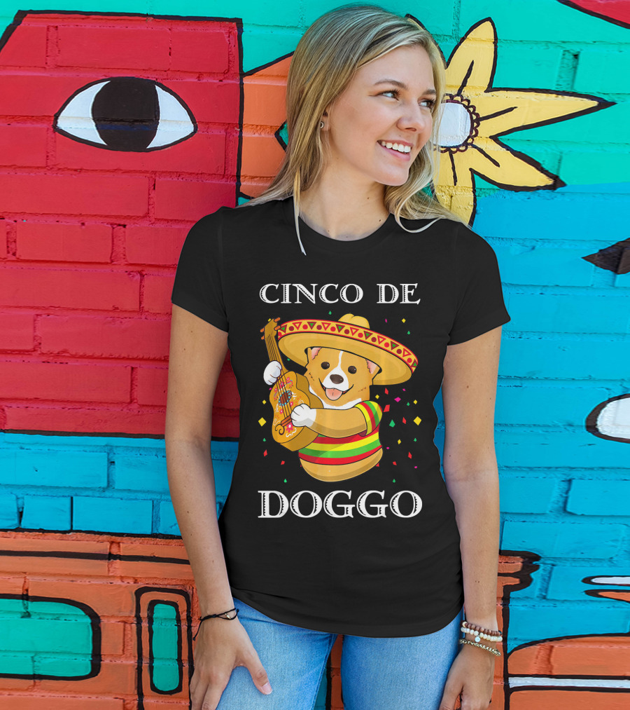 Cinco De Doggo Funny Corgi Guitar Fiesta T-Shirt