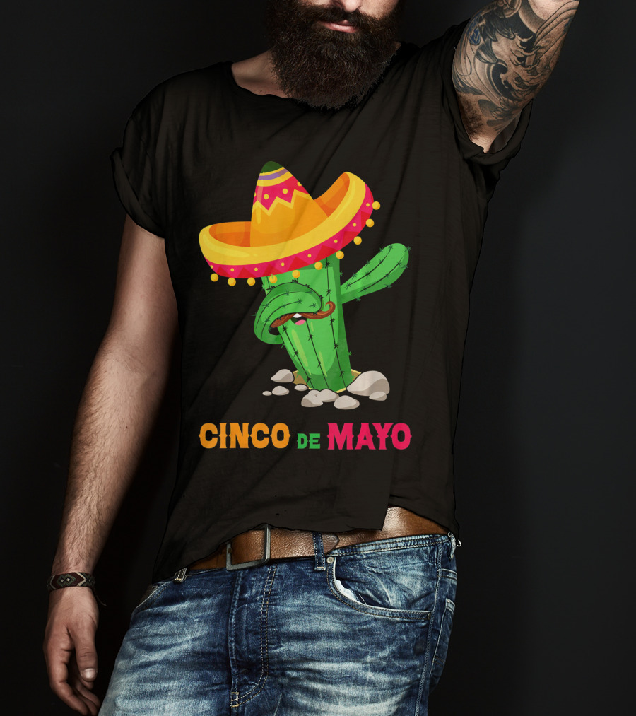 Cinco De Mayo Dabbing Cactus Sombrero T-Shirt