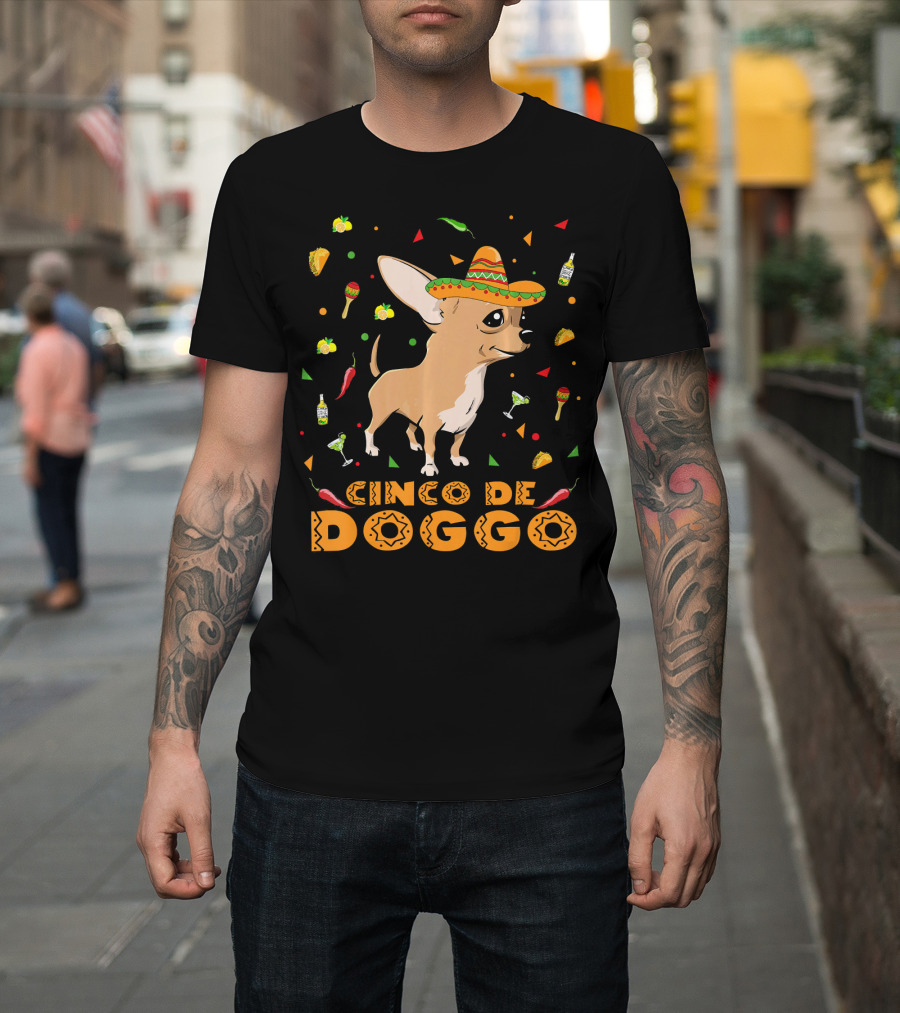 Cinco De Doggo Chihuahua Sombrero Mexican Fiesta Peppers Tequila T-Shirt