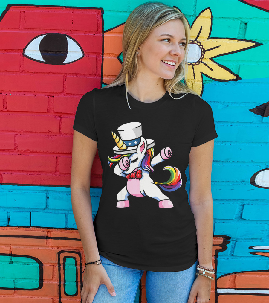 Girls Dabbing Unicorn With Patriotic American Hat T-Shirt