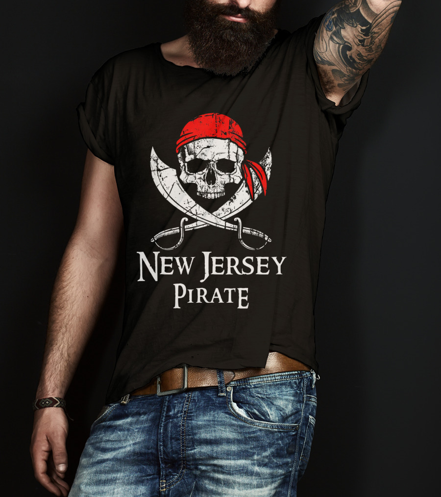New Jersey Pirate Skull And Crossed Cutlasses T-Shirt
