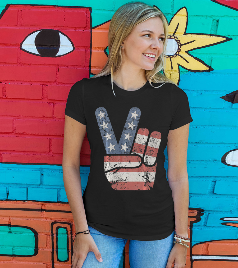 Vintage USA American Flag Peace Sign T-Shirt