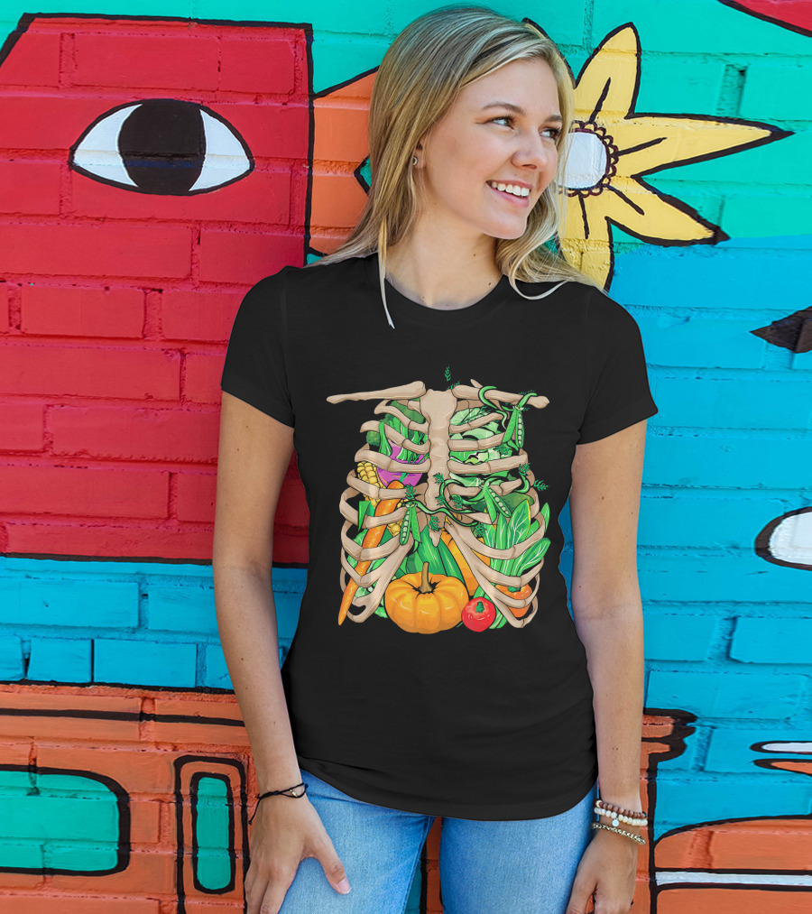 Cool Vegetable Skeleton Halloween Costume Vegetables Ribs Pumpkin Peas Corn Carrot T-Shirt
