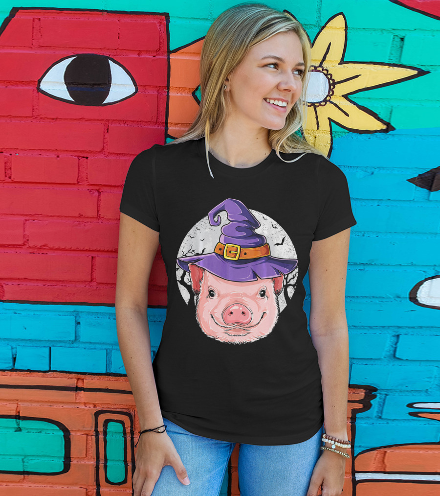 Pig Wearing Purple Witch Hat With Spooky Full Moon And Bats T-Shirt